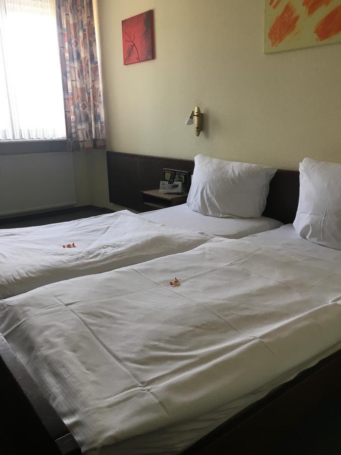 Zum Lowen Hotel Weiterstadt Zewnętrze zdjęcie